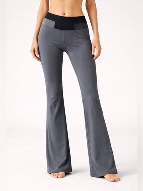 Lululemon Vintage Groove Pant (Regular) - Grey/Blk